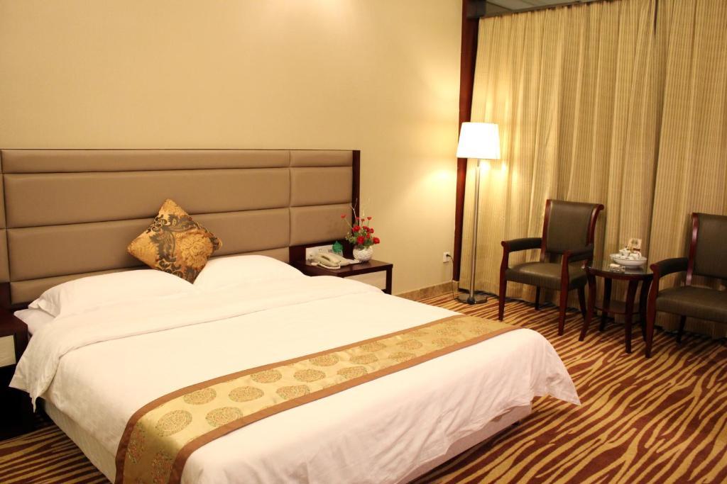 Jun Hao Hotel Dongguan  Eksteriør billede