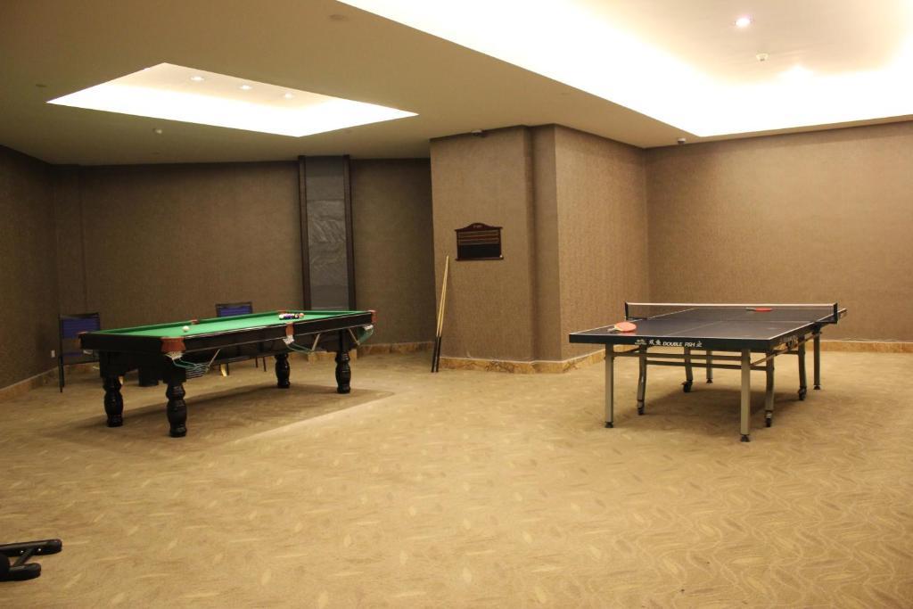 Jun Hao Hotel Dongguan  Eksteriør billede