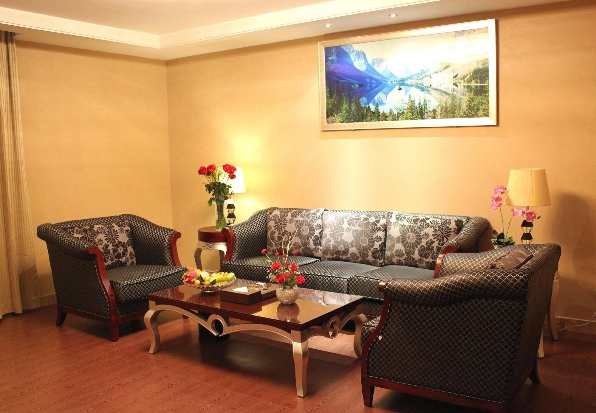 Jun Hao Hotel Dongguan  Eksteriør billede