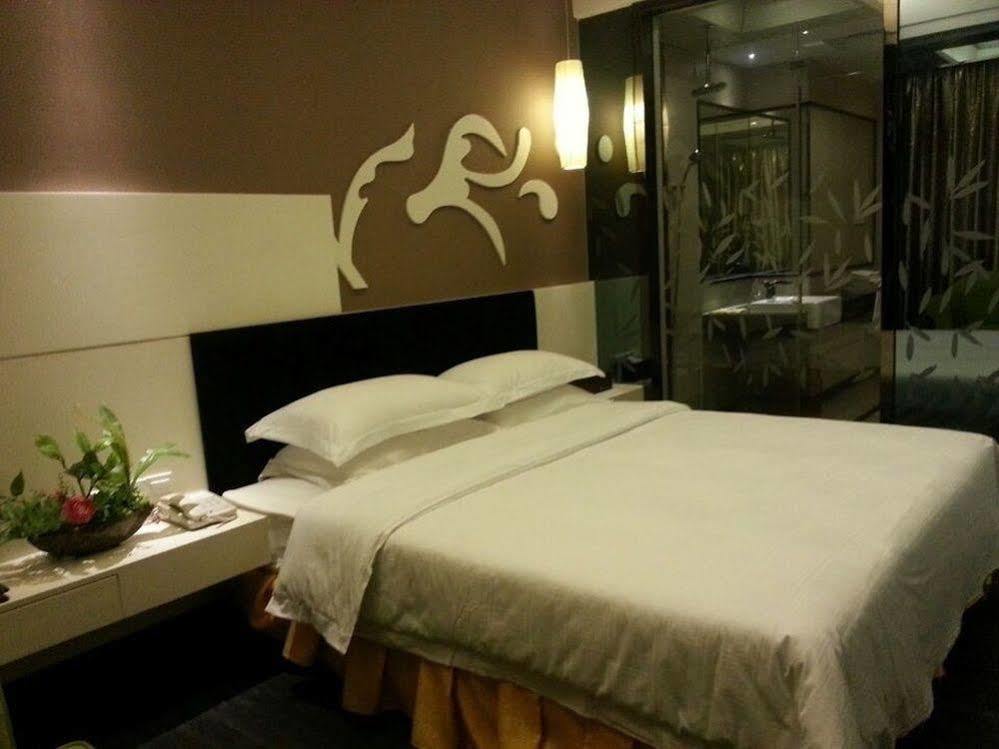 Jun Hao Hotel Dongguan  Eksteriør billede