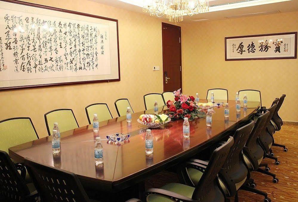 Jun Hao Hotel Dongguan  Eksteriør billede