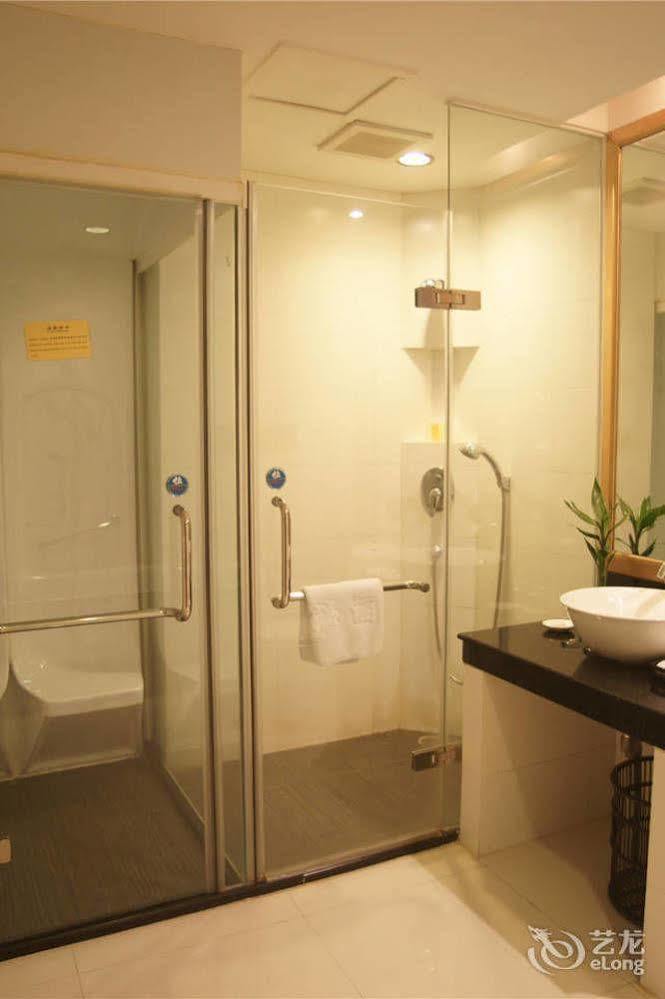 Jun Hao Hotel Dongguan  Eksteriør billede